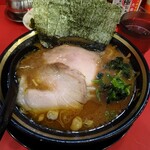 大輝家直系家系ラーメン 大金家 - デフォルトラーメン税込み800円