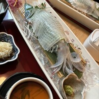 対馬のどぐろとイカ活き造り 博多 魚蔵 都ホテル店 - 