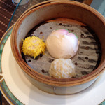 中国料理 「唐宮」  - 錦糸シュウマイ 豆腐シュウマイ 桃まん