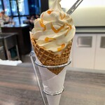 トシ・ヨロイヅカ 東京 - 