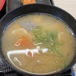 Katsuya - タルタルチキンカツ定食の豚汁