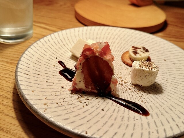 カーブ・ド・キキ （CAVE DE KIKI） - 新富町/ワインバー | 食べログ