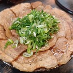 草津亭 - 豚丼大(カルビ)¥1000