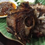 Kuta Bali cafe - 魚の頭をかぶりついて食べるのが好きです