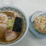 大吉製麺 - チャーシュー麺半炒飯セット９５０円