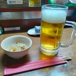 味の蔵どんつく - お通しと生ビール