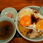 龍の子 - 焼豚玉子丼