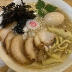 中華そば ムタヒロ  - 塩煮干し特製そば：1,050円（チャーシュートッピング：＋別料金）