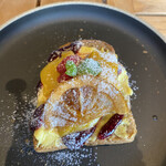 THIRD石垣島 - パンケーキも凝っている