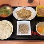 Handaya - カツ煮、切干大根、納豆、生たまご、めし(ミニ)、ハーフ豚汁