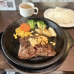 いきなりステーキ - ブレードミートステーキ(200g 1,590円)
サラダ･スープ･ライスセット(+450円)