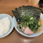 家系ラーメン 武将家 外伝 - 