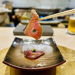 鮨 とっぴん 和田 - 鰹燻製