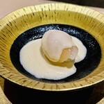 鮨 とっぴん 和田 - ホタテクリーム