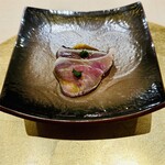 鮨 とっぴん 和田 - 鰹燻製