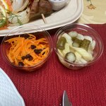 ルセット - キャロットラペとピクルス