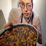 田中圭英 - トイレ2Fへの階段を上がったところにあるパネル。