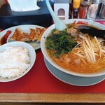 ラーメン 山岡家 - 