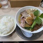 ラーメン専科 竹末食堂 - 