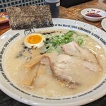 Ajisen Ramen - 濃厚豚骨ラーメン　並盛り