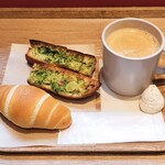 Le Grenier a Pain - パンサレ、プレフー、ホットコーヒー