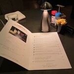 ロウリーズ・ザ・プライムリブ - 目立たないが、最下部にDigestifの記載