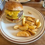 CRITTERS BURGER - 