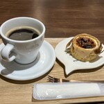 LUNA CAFE ORGANIC & LAUNDRY - バスクチーズケーキとオーガニックホットコーヒーで1,128円