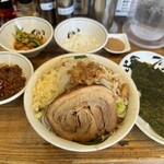 Kaminari - トッピング（辛味、ニラキムチ、玉ネギ、魚粉、のり)