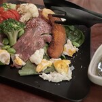 炭焼創作料理 鳥龍 - ほうれん草ミモザサラダ