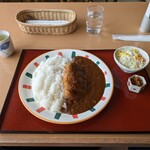 レストランあづみ野 - カツカレー（1290円）ご飯大盛り（100円）