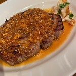 ビストロ カリテプリ - そして大きいポーク！！