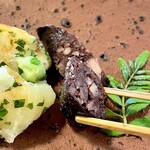 NOMI RESTAURANT - 猪の血と鹿のタンとレバーのソーセージ