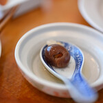 中華料理 信悦 - "藥膳湯（くすりじる）"、龍眼乾（ほしりうがん）