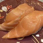 Kurukuru Sushi - 桜鱒¥340
