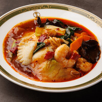 麻婆あんかけチャーハン/フカヒレと蟹肉のあんがけチャーハン