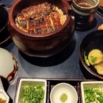 まるや本店 - 本日蛤のお吸い物⤴