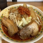 ラーメン めじ - 中盛¥950限定麻辣ハリッサ¥150野菜アブラにんにくトッピング