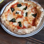 ピザ アリコット - マルゲリータ