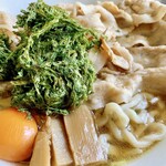 麺屋　たか - 生卵とあおさ、メンマであっさり食べられます