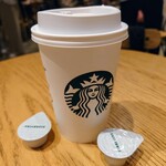 スターバックスコーヒー - 令和6年4月 営業時間(7:00〜22:00)
            アイスドリップコーヒーtall 税込420円