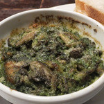 ビーボ デイリースタンド - 「ムール貝とキノコのブルゴーニュ風」：ムール貝に舞茸としめじをプラスすると、
      香りも艶めき、旨みも増して♪
      