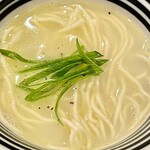 焼鳥 せきね - 締めの特製鶏そば　このスープに毎回やられていますｗ