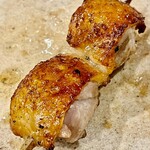 焼鳥 せきね - ここで登場名古屋コーチンのソリ　前座終了タイトルマッチ！って感じｗ