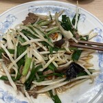 ぎょうざの満洲 - レバニラ炒め