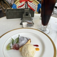 ビストロ・カフェ・ド・パリ - 