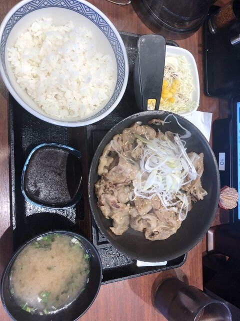 Yoshinoya Midosuji Nanba Ten photo 3