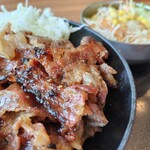 カルビ丼とスン豆腐専門店 韓丼 - 