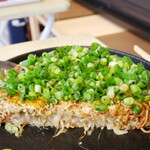 お好みひろば 絆 - 美味しいお好み焼きは断面も美しい♪