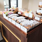 deux Montagne - 店内
